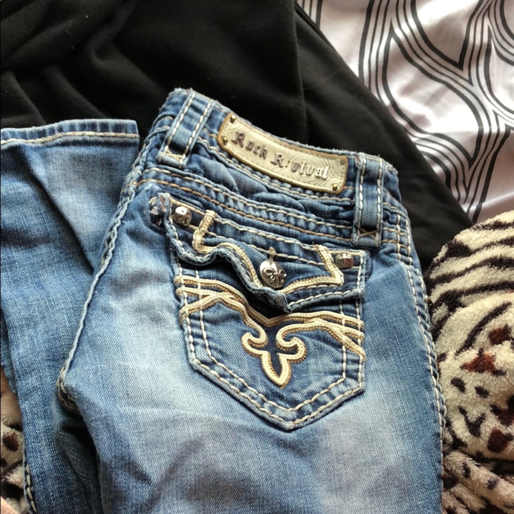 Rock revivals size 24